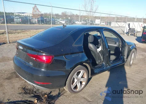 2018 Audi A3 2.0T Premium/2.0T Tech Premium из США, поврежденный, VIN WAUB8GFF8J1008149